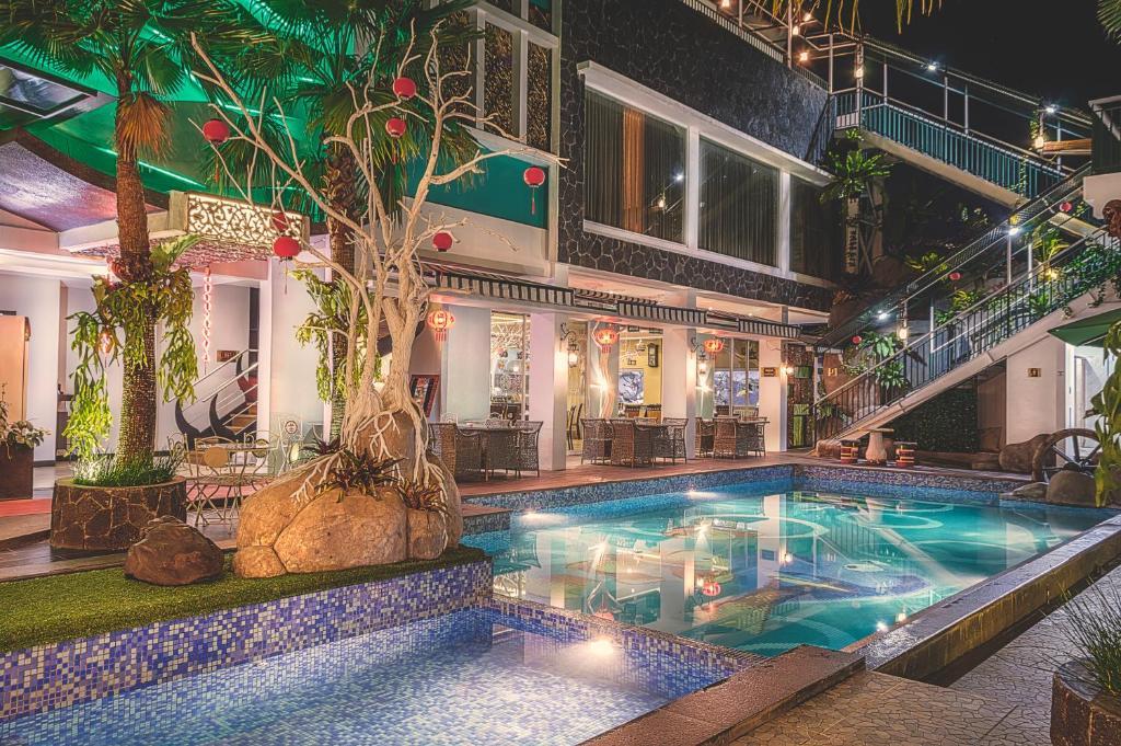 Oxville Hotel Padang  Exterior photo